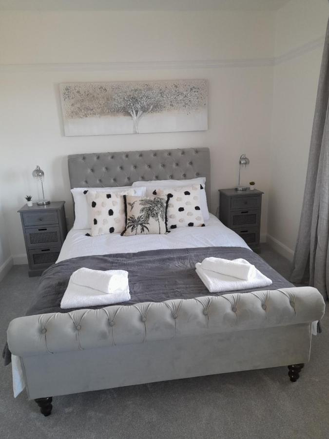 Doctors Lane Stylish 3 Bedroom Family House With Parking メルトン・モウブレイ エクステリア 写真